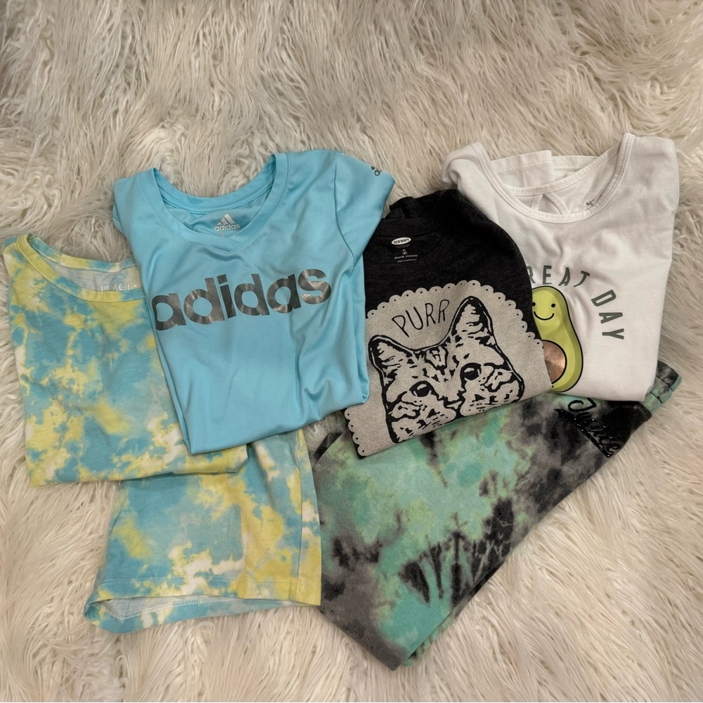 Multiple combination of outfits with one purchase